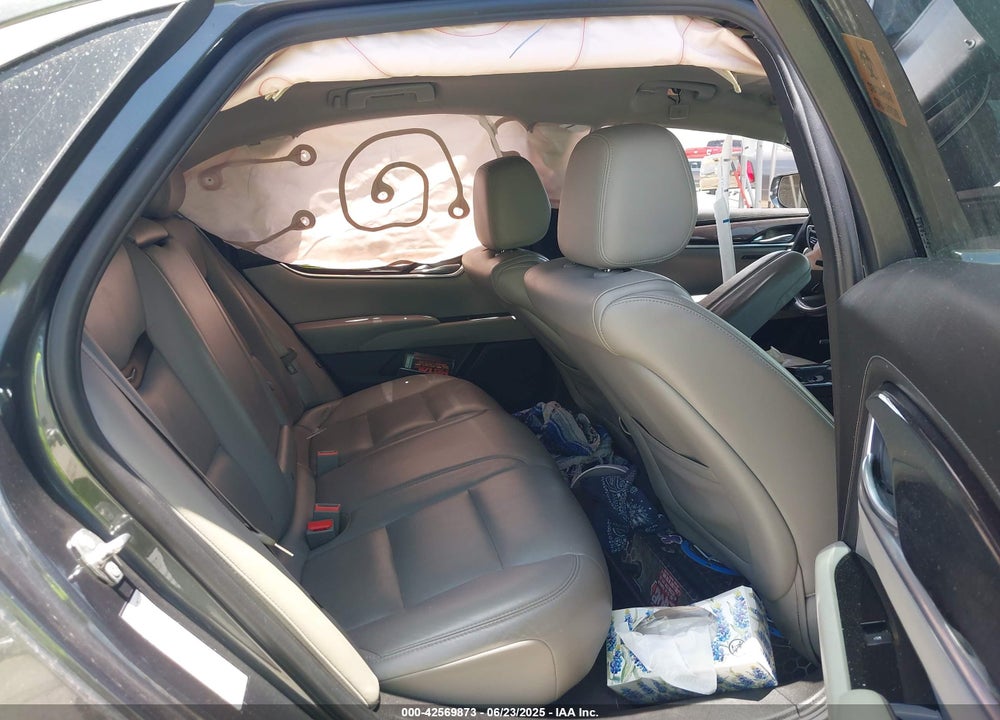 2017 CADILLAC XTS VIN: 2G61M5S3XH9139084