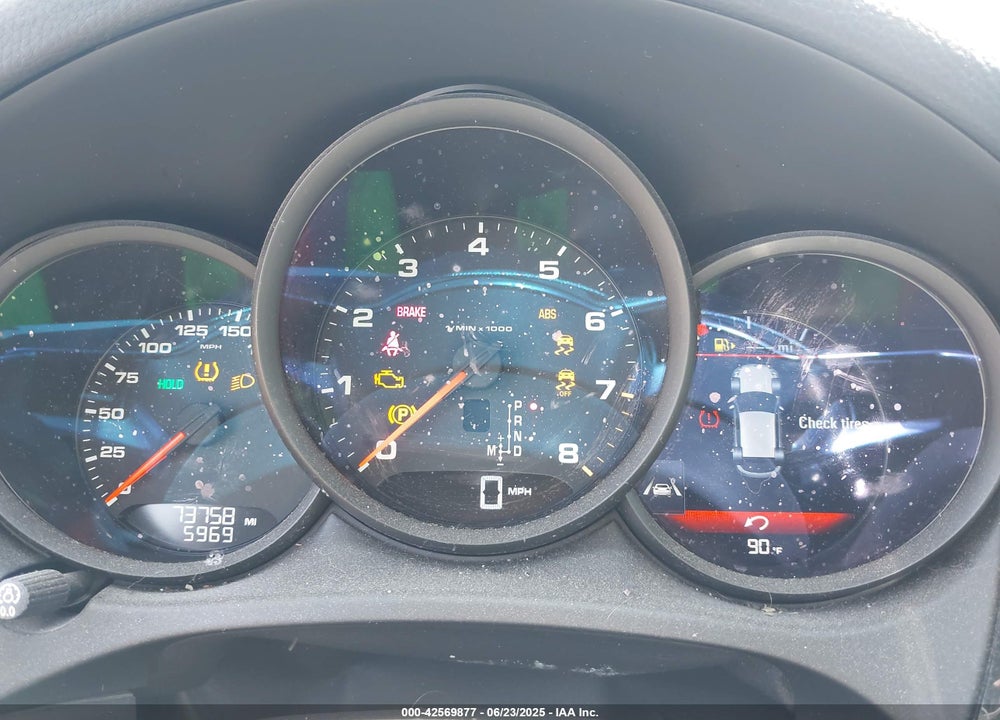 2017 PORSCHE MACAN VIN: WP1AA2A53HLB03820