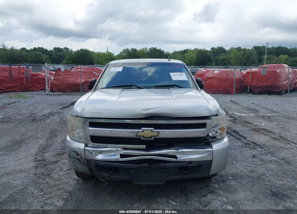 2011 CHEVROLET SILVERADO 1500 VIN: 1GCRKREAXBZ241408