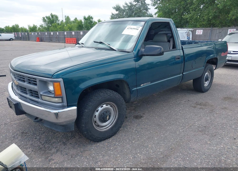 1996 CHEVROLET GMT-400 K1500 VIN: 1GCEK14W3TZ121075