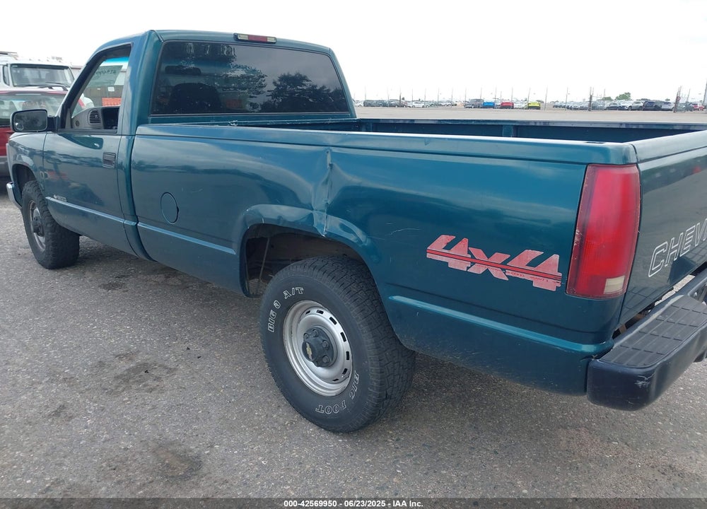 1996 CHEVROLET GMT-400 K1500 VIN: 1GCEK14W3TZ121075