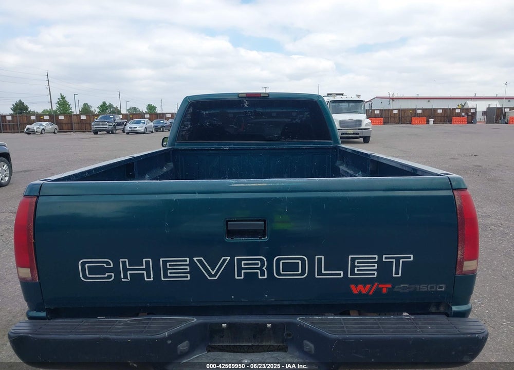 1996 CHEVROLET GMT-400 K1500 VIN: 1GCEK14W3TZ121075