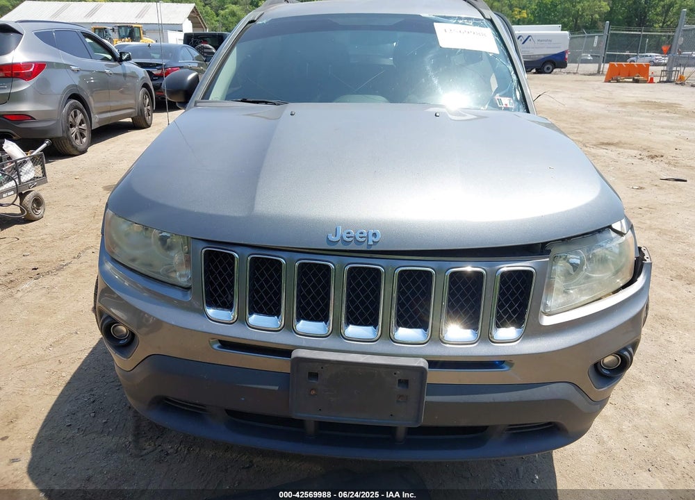 2011 JEEP COMPASS VIN: 1J4NF1FB8BD218972