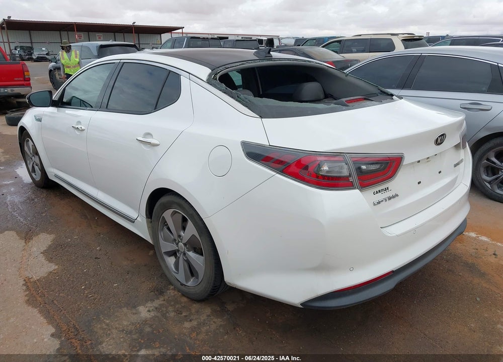 2015 KIA OPTIMA HYBRID VIN: KNAGN4AD2F5085246
