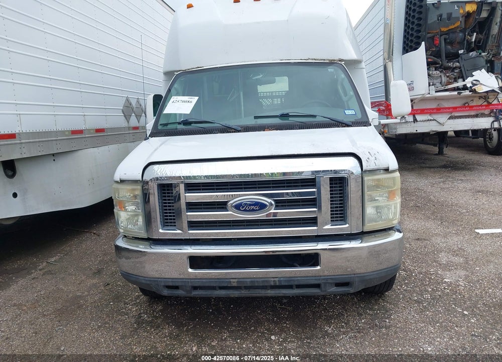2008 FORD E-450 CUTAWAY VIN: 1FDXE45S78DA08534