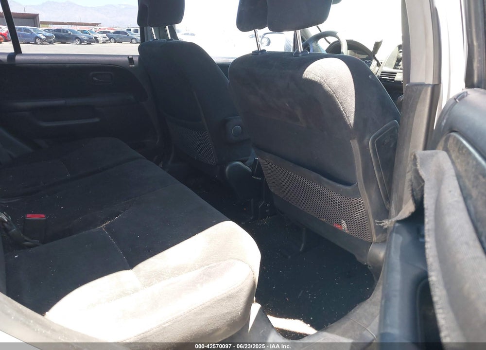 2006 HONDA CR-V VIN: JHLRD78836C018890