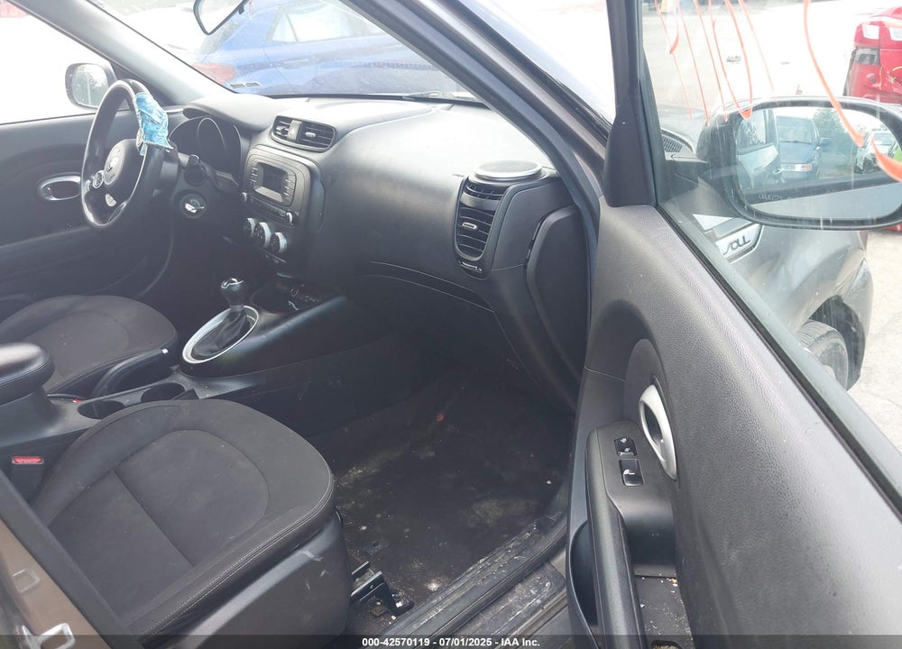 2015 KIA SOUL VIN: KNDJN2A21F7168232