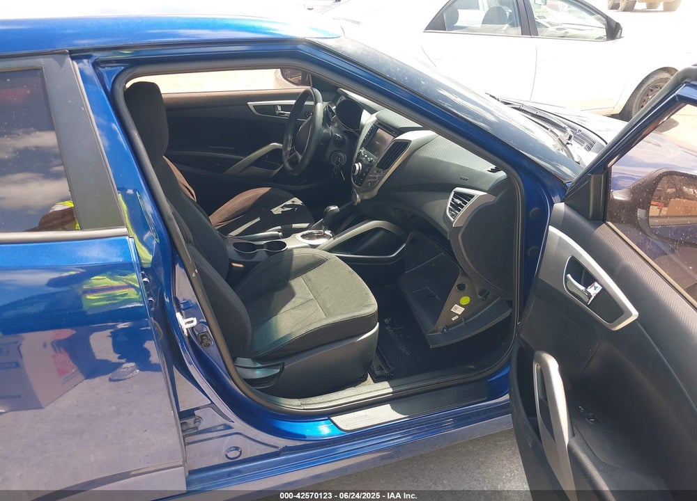 2016 HYUNDAI VELOSTER VIN: KMHTC6ADXGU257755