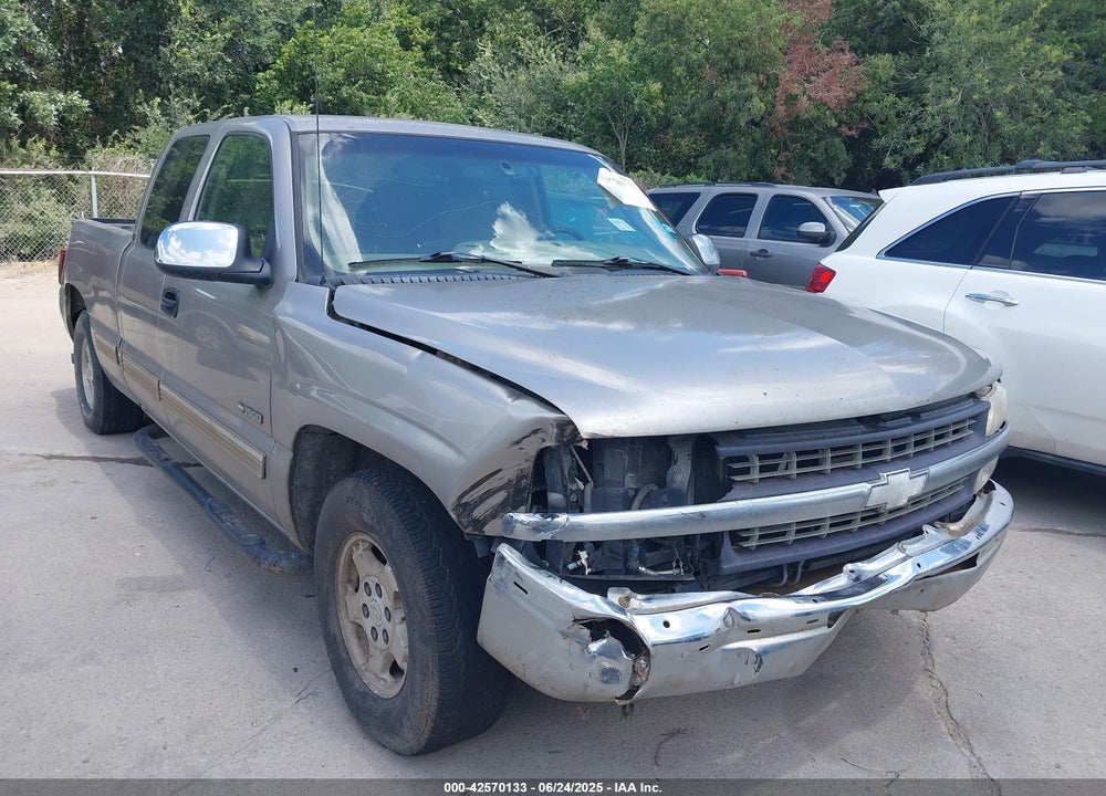 2001 CHEVROLET SILVERADO 1500 LS VIN: 2GCEC19T411351161