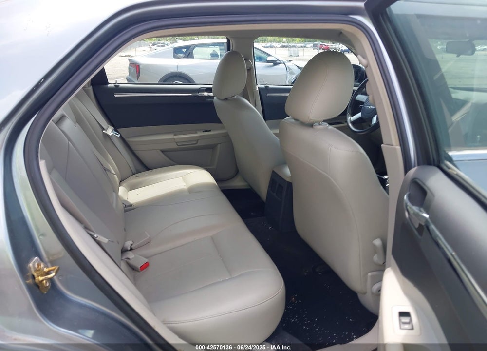 2006 CHRYSLER 300 VIN: 2C3KA53G56H529612