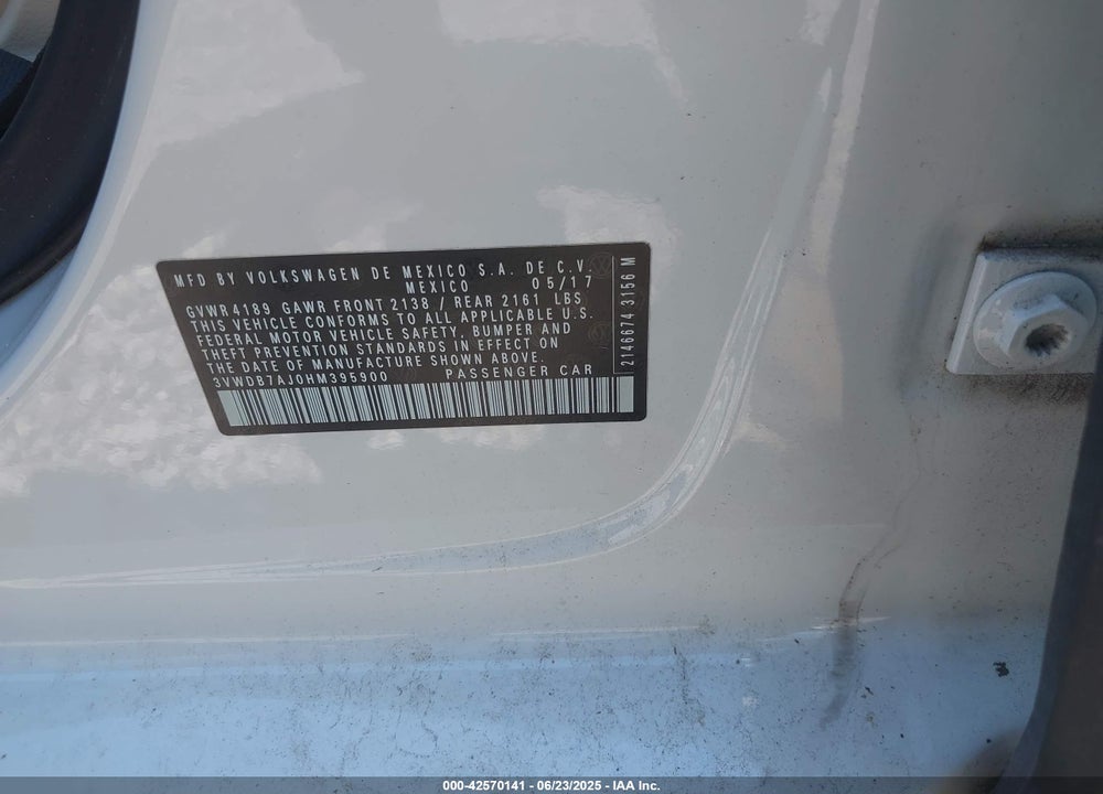 2017 VOLKSWAGEN JETTA 1.4T SE VIN: 3VWDB7AJ0HM395900