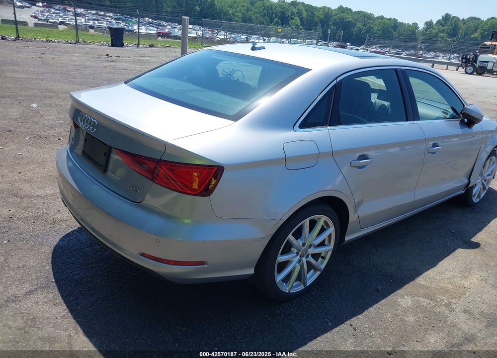 2015 AUDI A3 2.0 TDI PREMIUM VIN: WAUCJGFF8F1053690