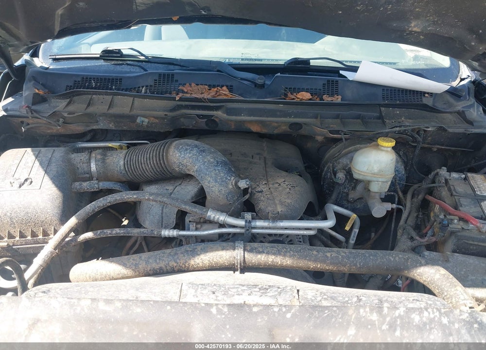2014 RAM 1500 EXPRESS VIN: 3C6JR6AT9EG105006