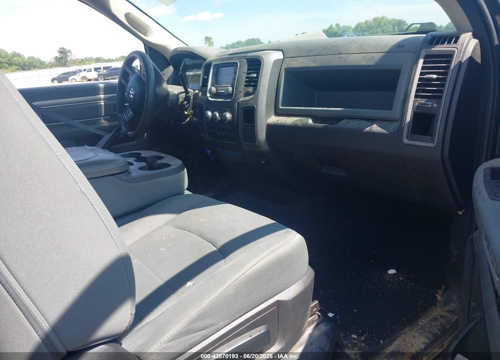 2014 RAM 1500 EXPRESS VIN: 3C6JR6AT9EG105006