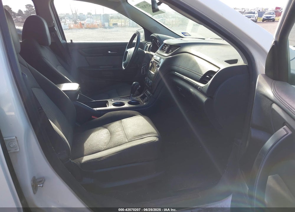 2015 CHEVROLET TRAVERSE VIN: 1GNKRHKD2FJ101385