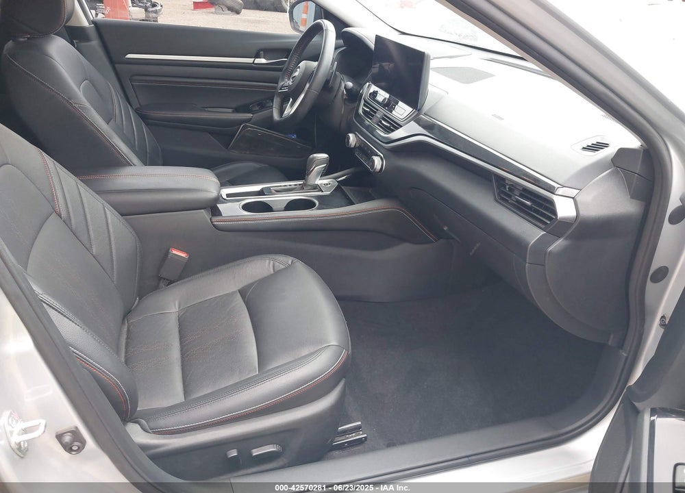 2023 NISSAN ALTIMA SR FWD VIN: 1N4BL4CV9PN300105