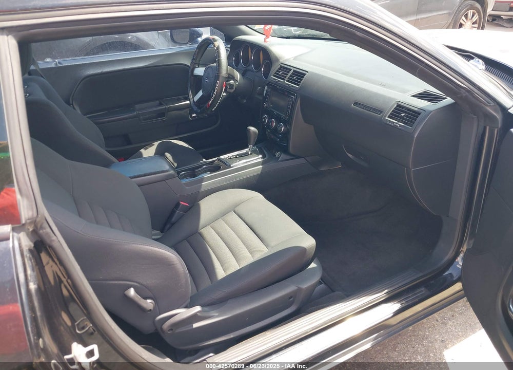 2010 DODGE CHALLENGER VIN: 2B3CJ4DV3AH218942