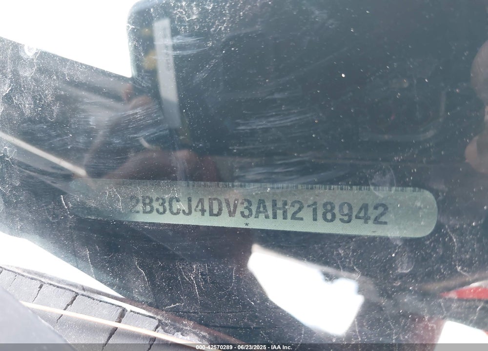 2010 DODGE CHALLENGER VIN: 2B3CJ4DV3AH218942