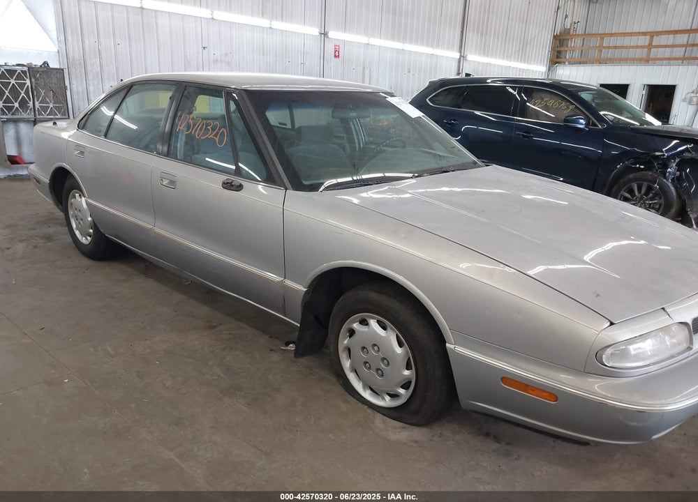 1997 OLDSMOBILE EIGHTY-EIGHT LS VIN: 1G3HN52KXV4858379