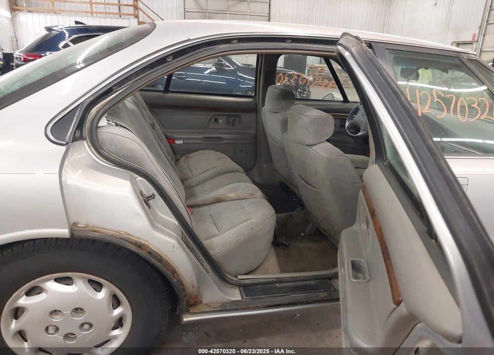 1997 OLDSMOBILE EIGHTY-EIGHT LS VIN: 1G3HN52KXV4858379