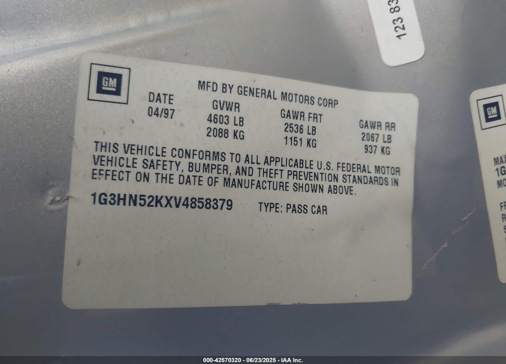 1997 OLDSMOBILE EIGHTY-EIGHT LS VIN: 1G3HN52KXV4858379