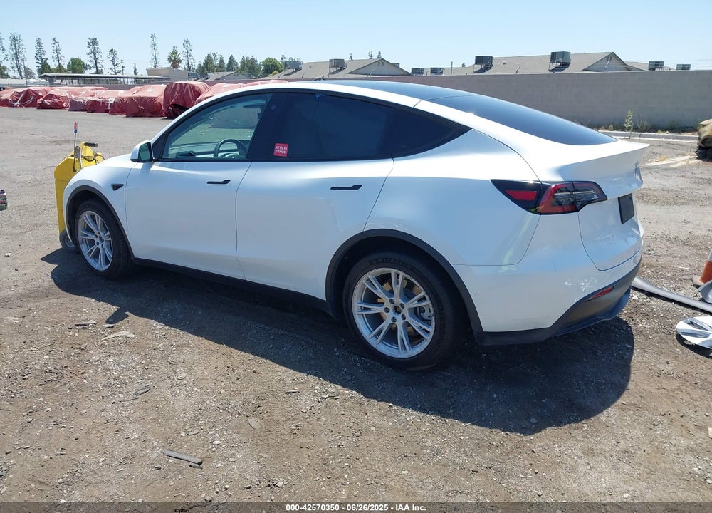 2022 TESLA MODEL Y VIN: 7SAYGDEEXNF350208
