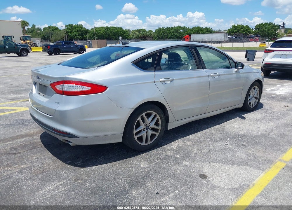 2015 FORD FUSION SE VIN: 3FA6P0H73FR164042
