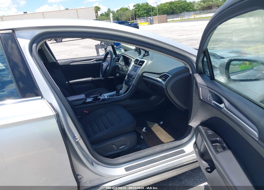 2015 FORD FUSION SE VIN: 3FA6P0H73FR164042