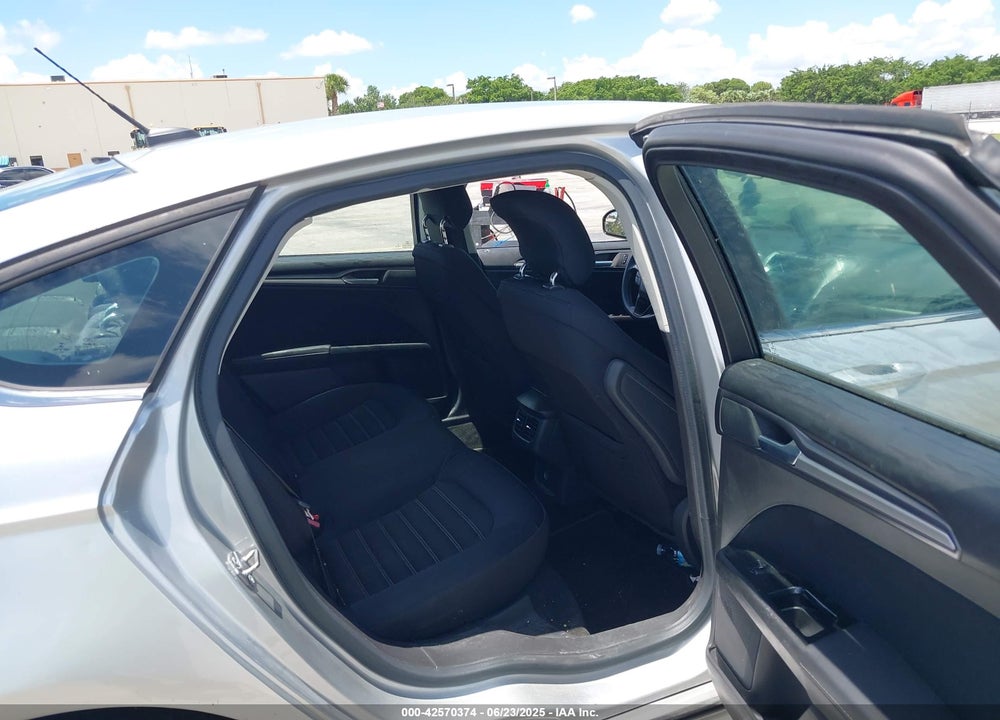 2015 FORD FUSION SE VIN: 3FA6P0H73FR164042