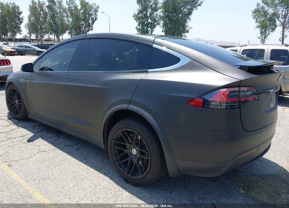 2016 TESLA MODEL X 60D/70D/75D/90D/P100D VIN: 5YJXCBE26GF005694