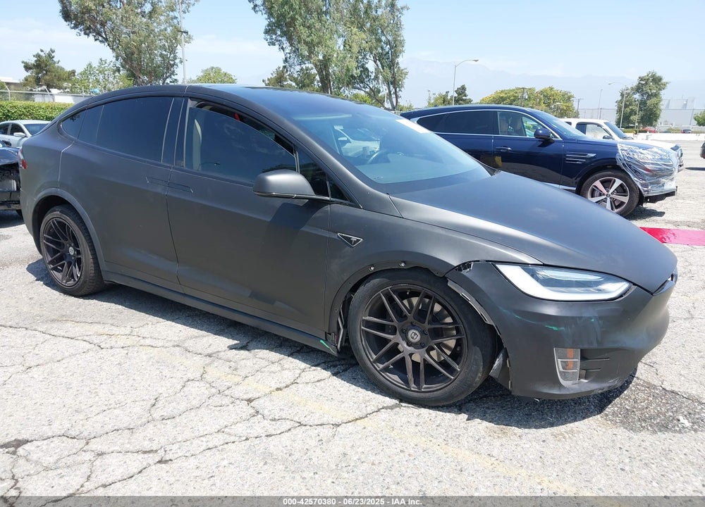 2016 TESLA MODEL X 60D/70D/75D/90D/P100D VIN: 5YJXCBE26GF005694