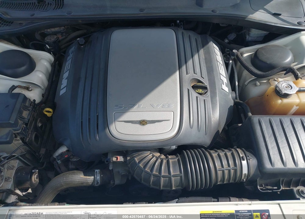 2005 CHRYSLER 300C VIN: 2C3AA63H85H665841