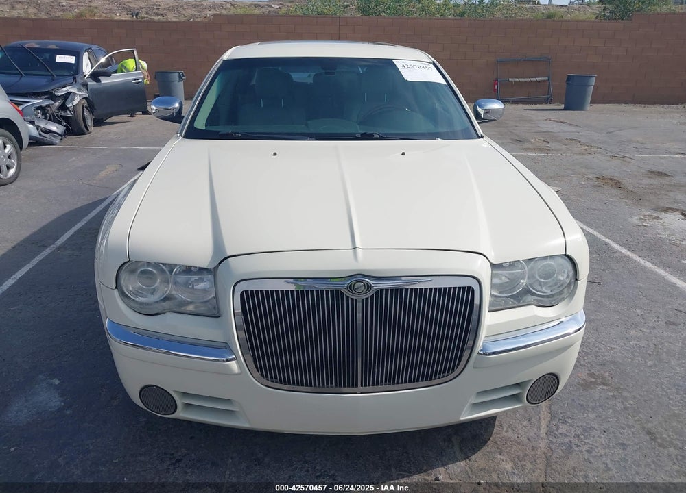 2005 CHRYSLER 300C VIN: 2C3AA63H85H665841