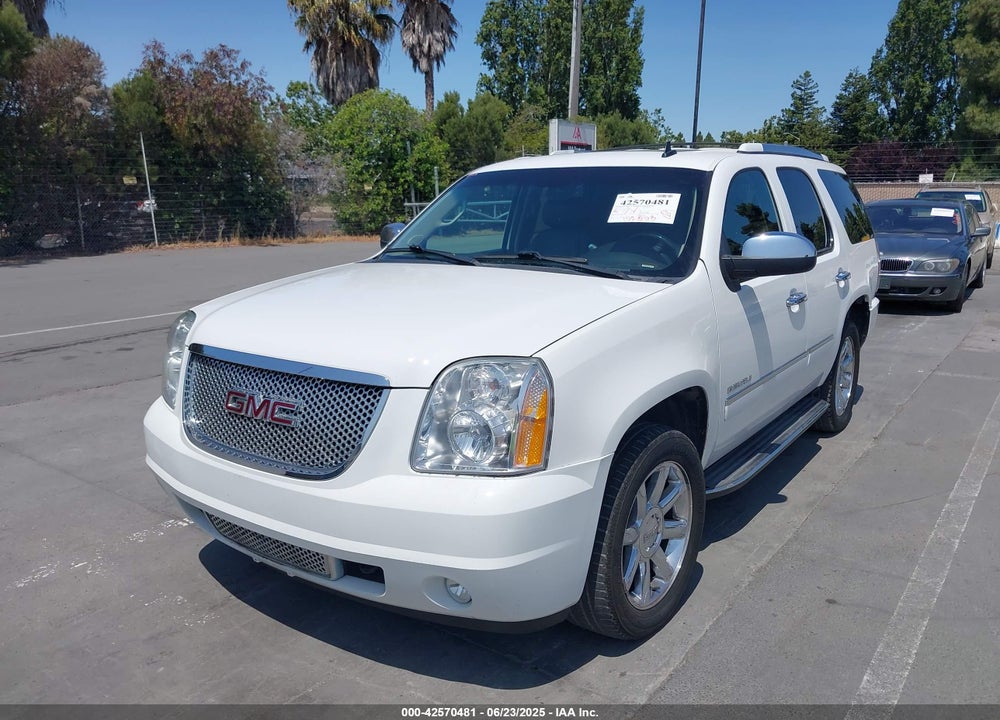 2011 GMC YUKON DENALI VIN: 1GKS2EEF8BR291430