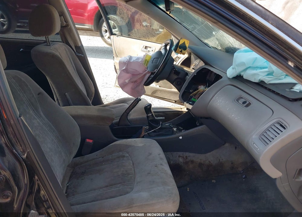 1999 HONDA ACCORD EX VIN: 1HGCG5558XA079627
