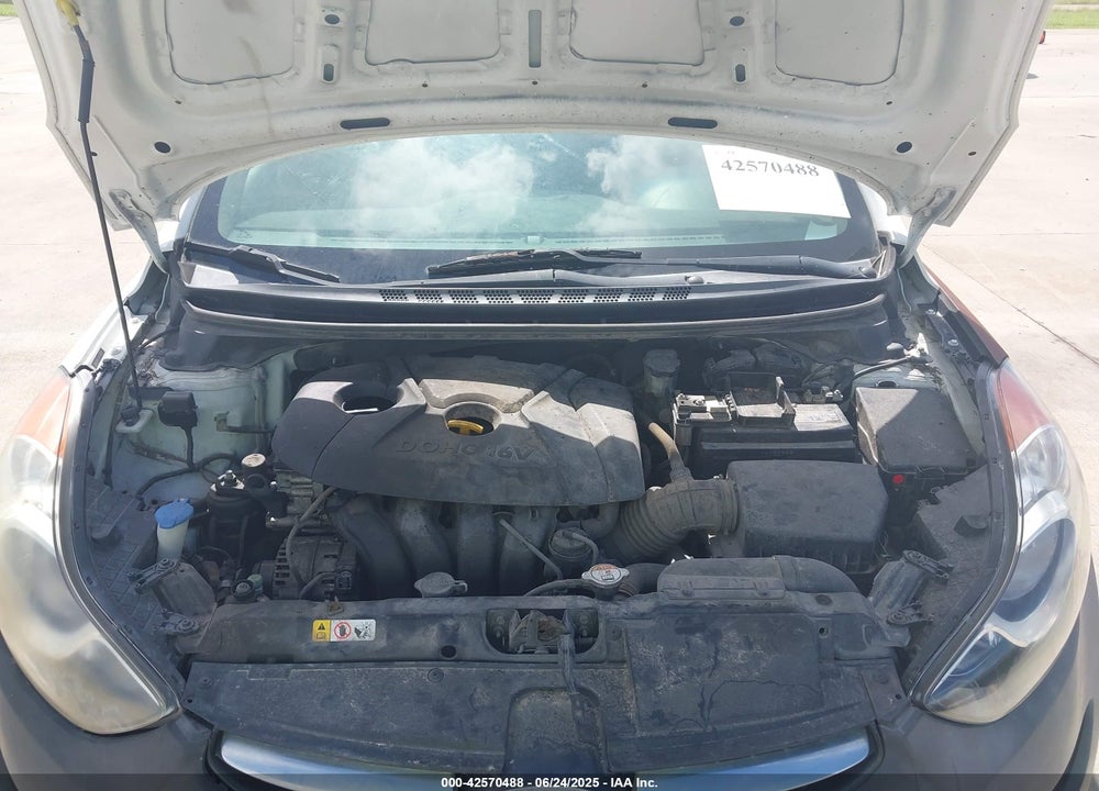 2013 HYUNDAI ELANTRA VIN: 5NPDH4AE3DH430075