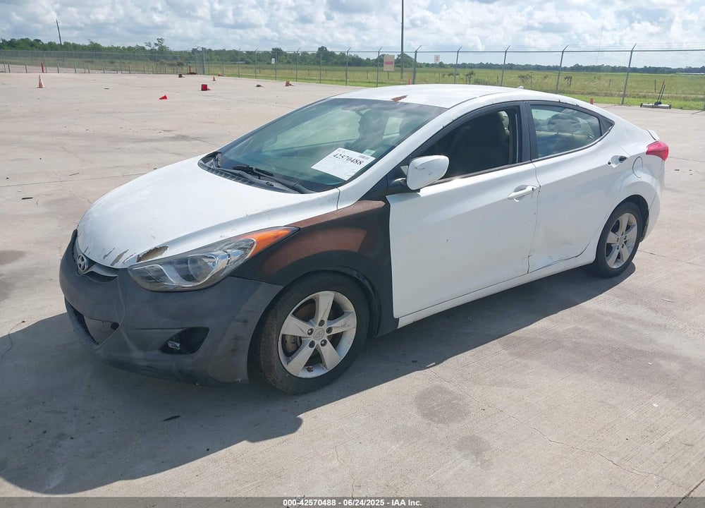 2013 HYUNDAI ELANTRA VIN: 5NPDH4AE3DH430075