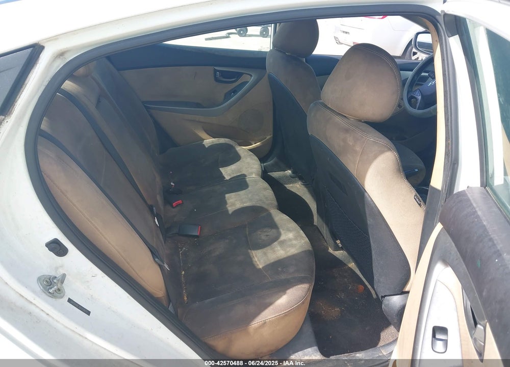 2013 HYUNDAI ELANTRA VIN: 5NPDH4AE3DH430075