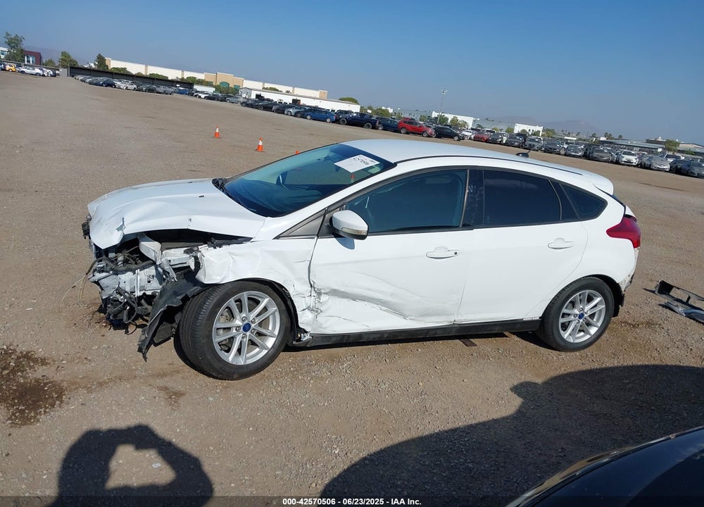 2017 FORD FOCUS SE VIN: 1FADP3K2XHL224695