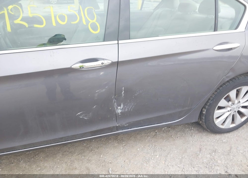 2015 HONDA ACCORD VIN: 1HGCR3F89FA004425