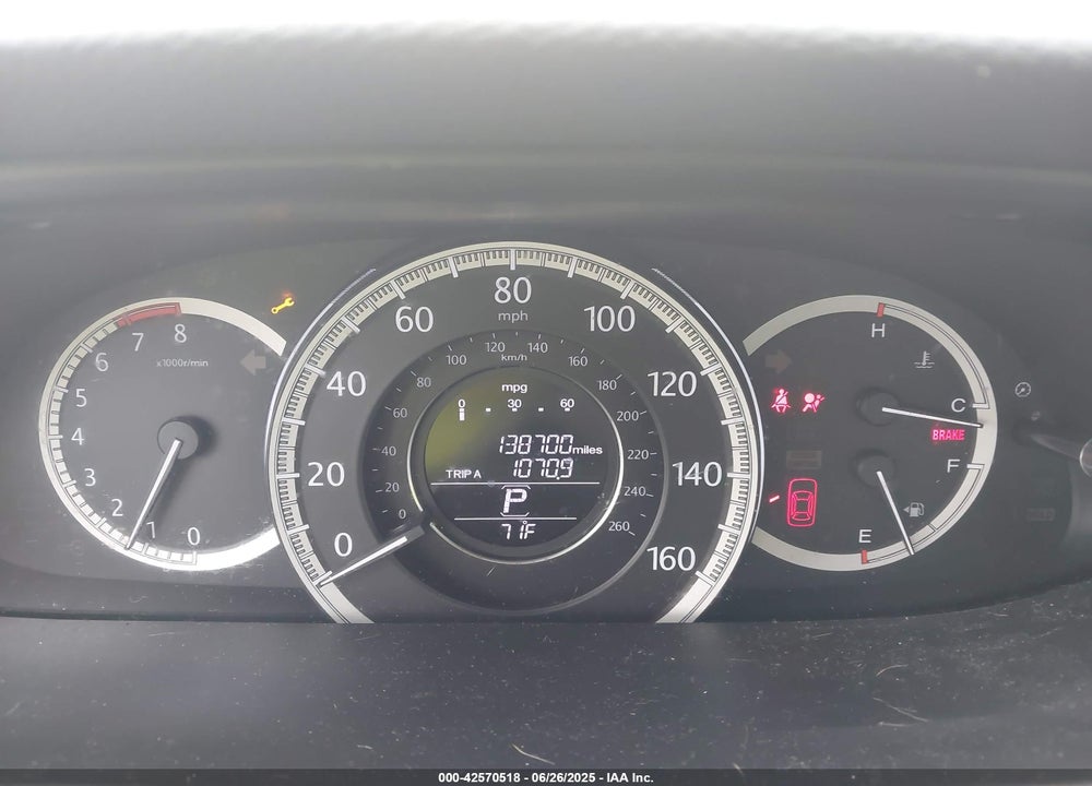 2015 HONDA ACCORD VIN: 1HGCR3F89FA004425