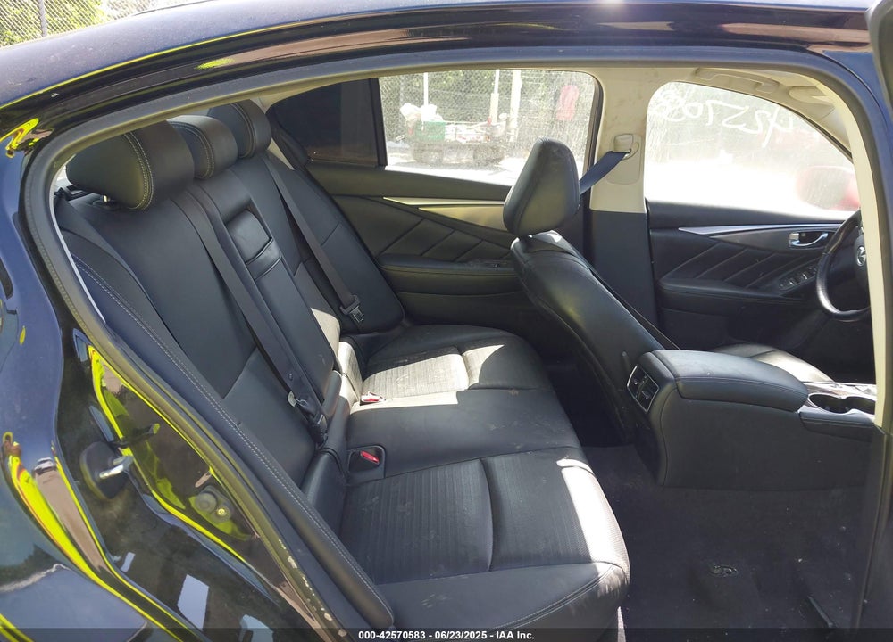 2015 INFINITI Q50 VIN: JN1BV7AR4FM403290