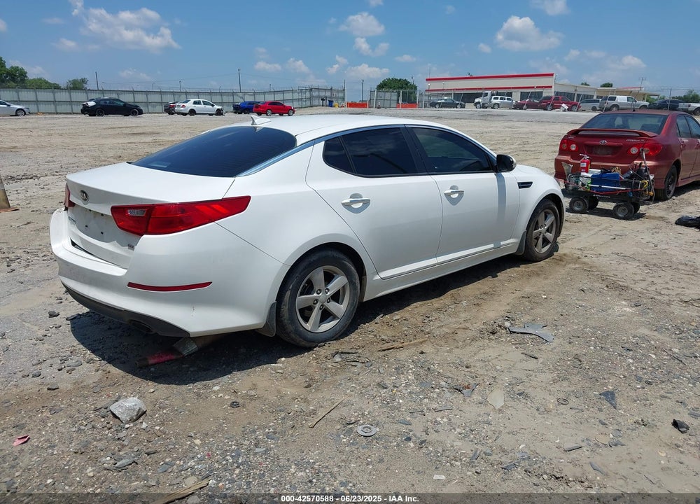 2015 KIA OPTIMA VIN: KNAGM4A73F5543258