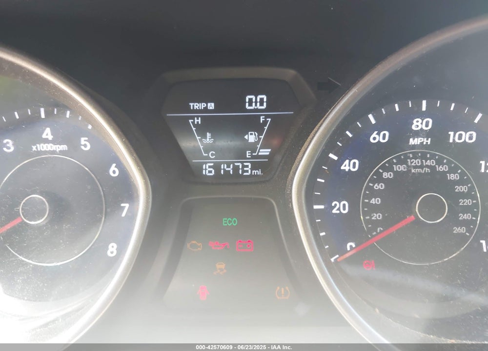 2016 HYUNDAI ELANTRA VIN: 5NPDH4AE8GH774439
