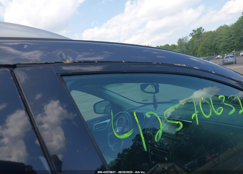 2013 NISSAN PATHFINDER SL VIN: 5N1AR2MMXDC641515