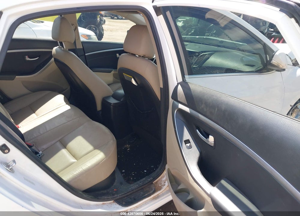 2013 HYUNDAI ELANTRA GT VIN: KMHD35LE4DU063769