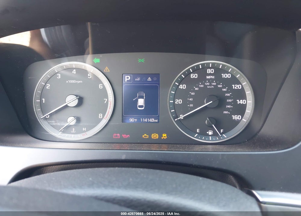 2016 HYUNDAI SONATA VIN: 5NPE24AF6GH303971