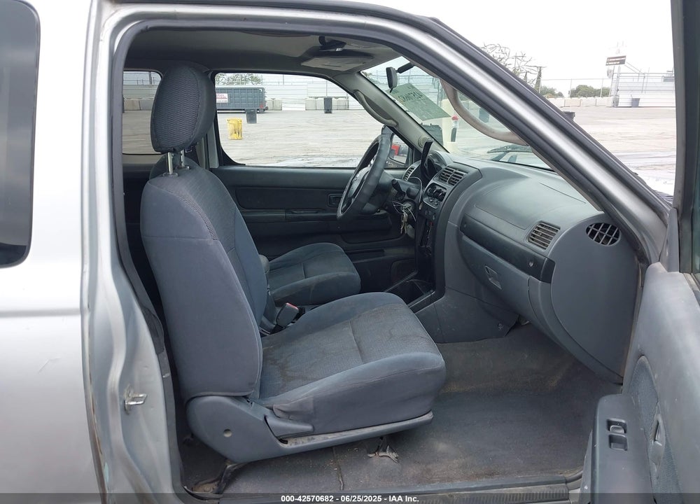 2004 NISSAN FRONTIER XE VIN: 1N6DD26T14C476763