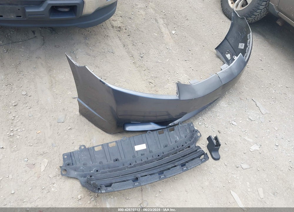 2011 HONDA CIVIC VIN: 2HGFA1F6XBH546233