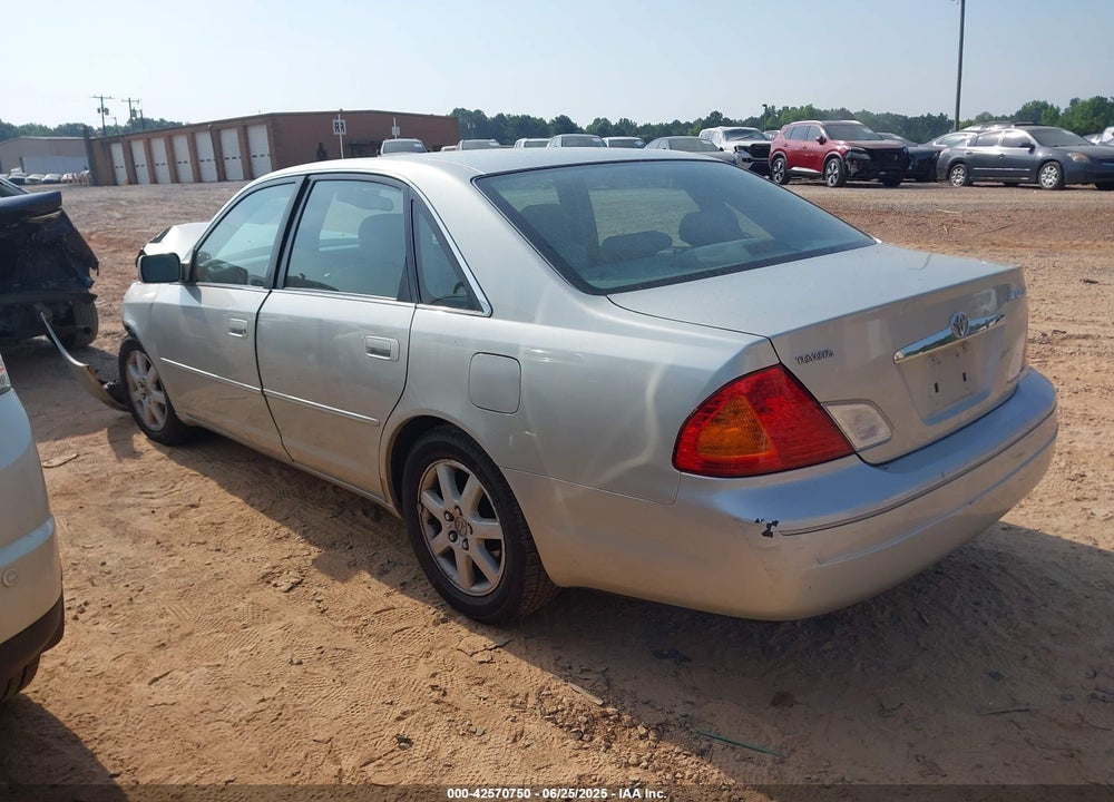 2000 TOYOTA AVALON XLS VIN: 4T1BF28B5YU105089